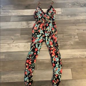 Floral jumpsuit with lace detail